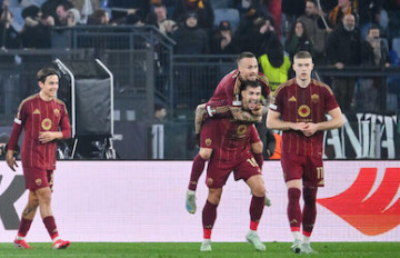 Soi kèo FC Porto vs AS Roma (03h00, 14/02) – Cuộc đối đầu nảy lửa tại Dragão