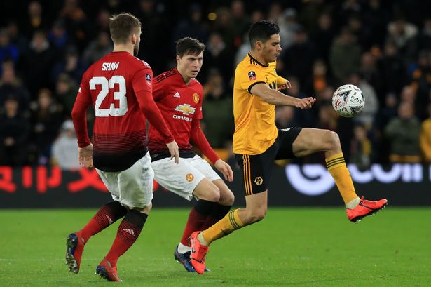 Hình ảnh đối đầu Wolves vs Manchester United